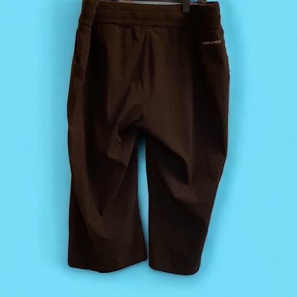 NorthFace Capri Pants - Picture 2 of 6
